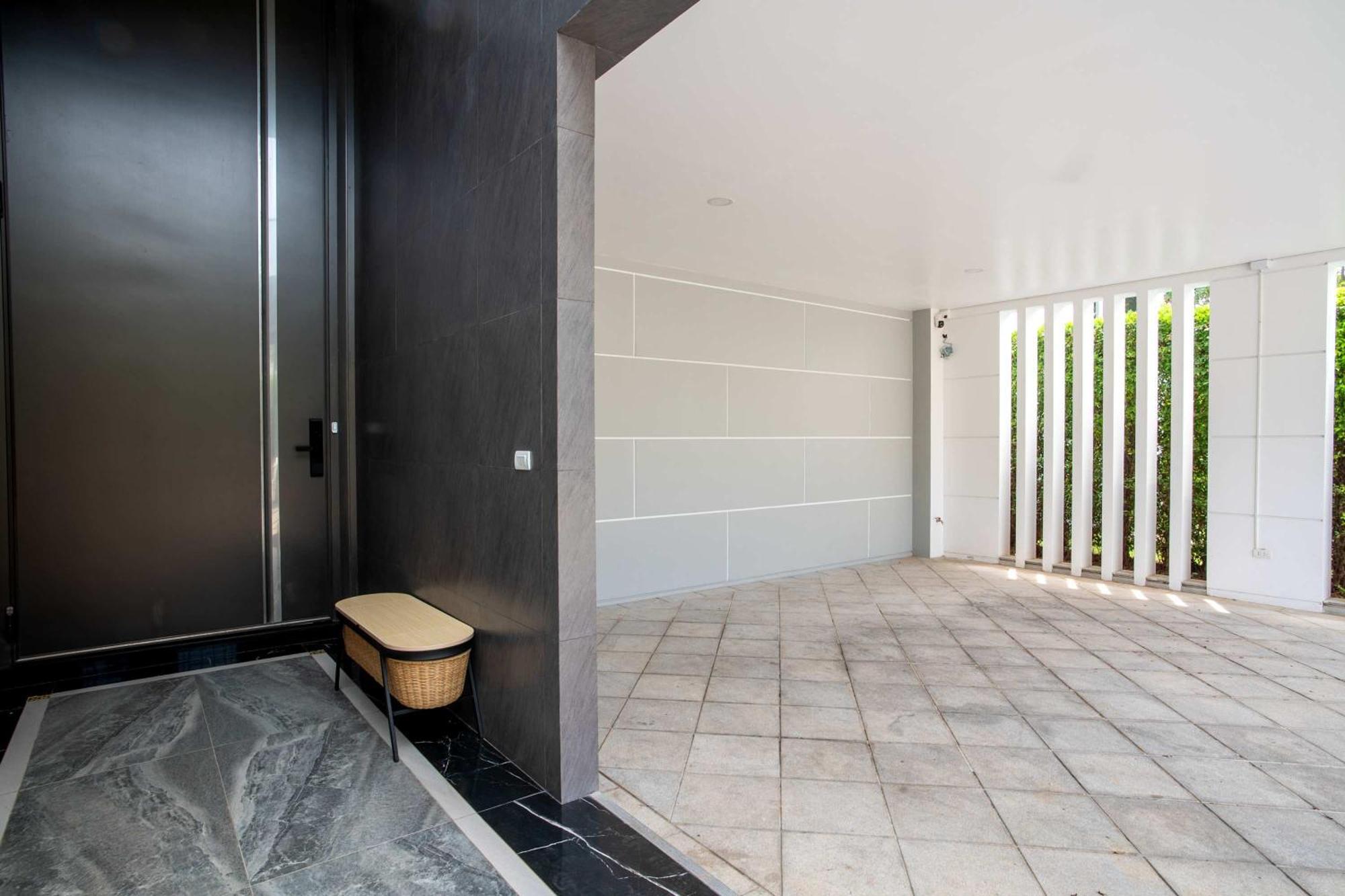 Villa Sky - Luxury 4Br Getaway In Phuket Ban Kata Bagian luar foto
