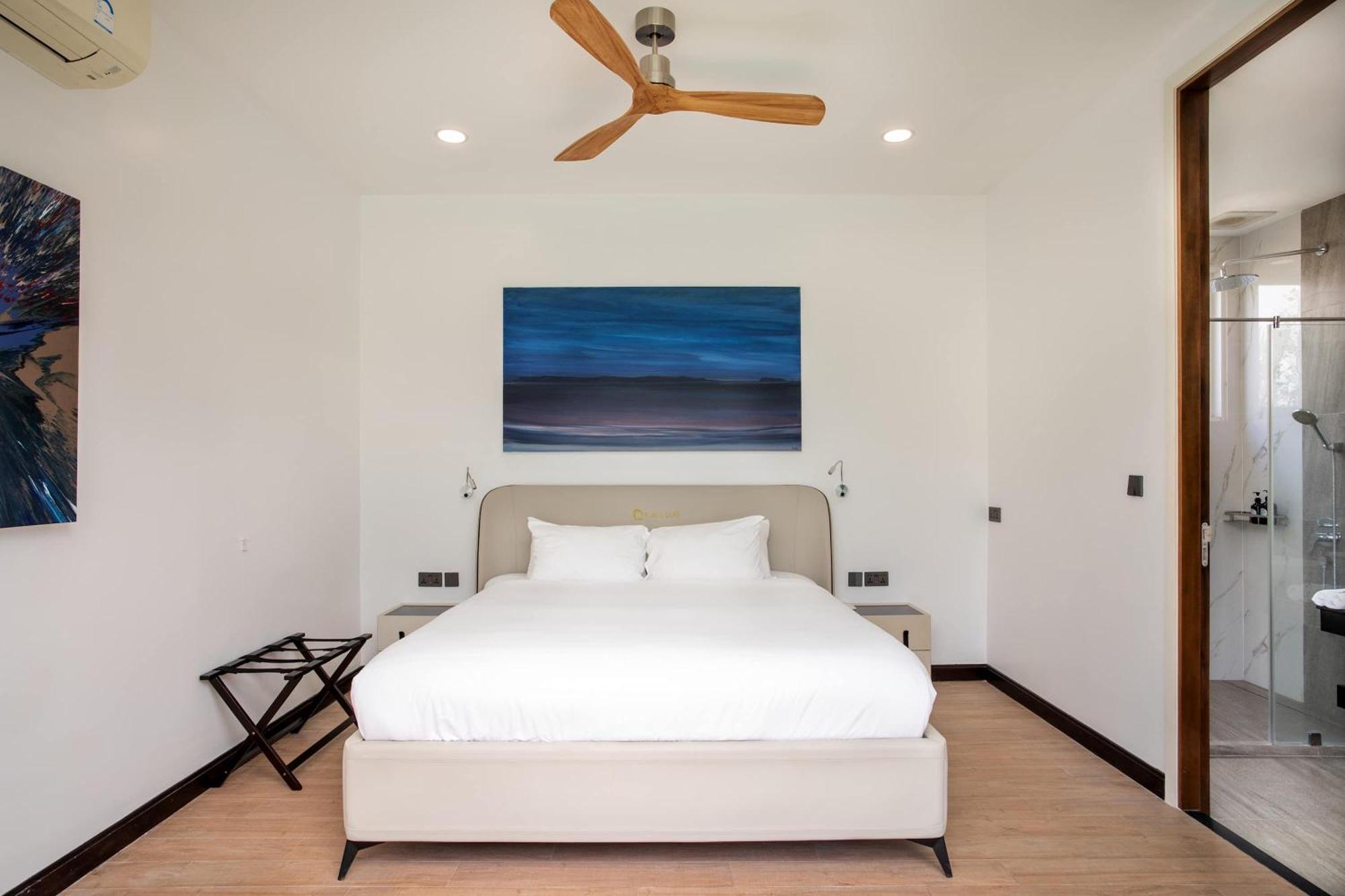 Villa Sky - Luxury 4Br Getaway In Phuket Ban Kata Bagian luar foto